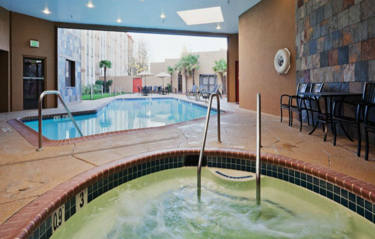 Wyndham Sacramento Hotel Carmichael Eksteriør billede